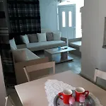 Apartment Filoxenia *